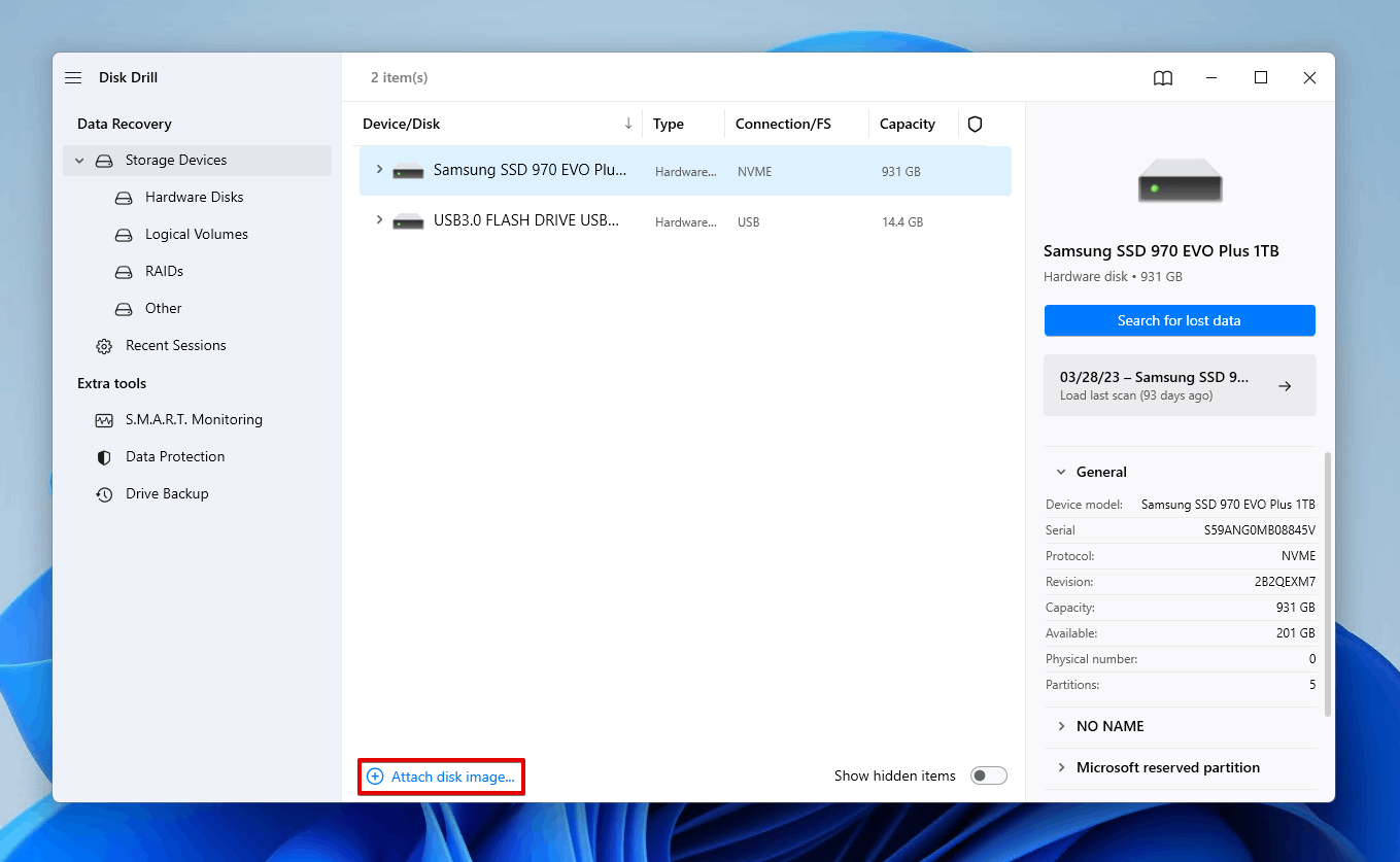 Attaching the flash drive disk image.